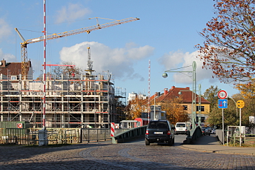 View on canal bridge from the Kaistraße