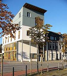 The picture shows "Torhaus Nord" (as described above), the home of "Kultur vor Ort". 