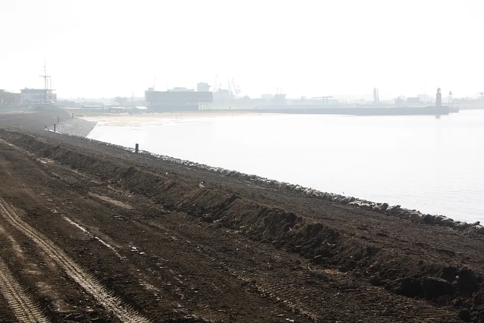 Blick &uuml;ber den Bauabschnitt am Weserstrand