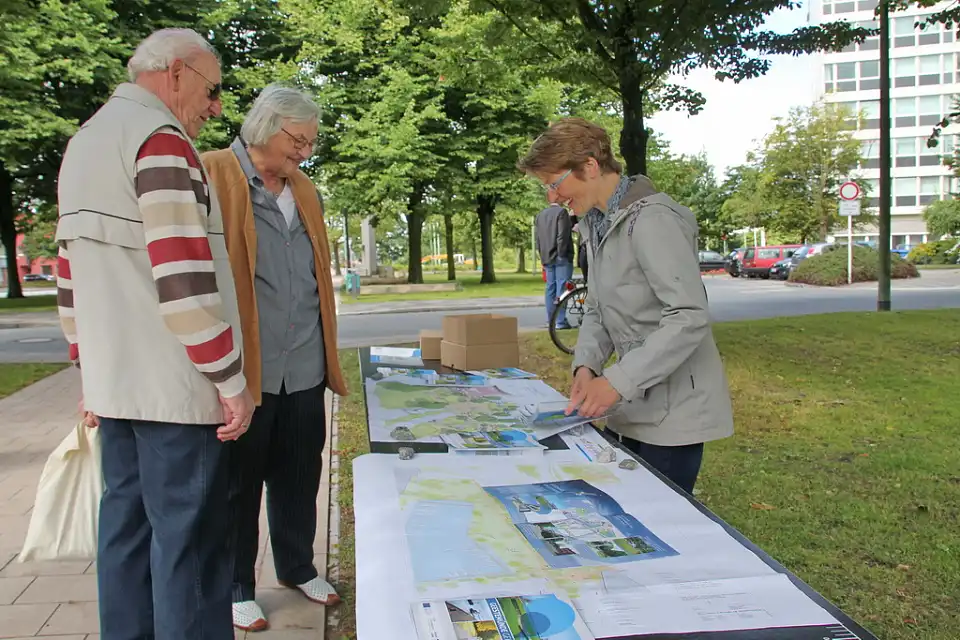 Anwohner konnten sich &uuml;ber die n&auml;chsten Projektschritte erkundigen.