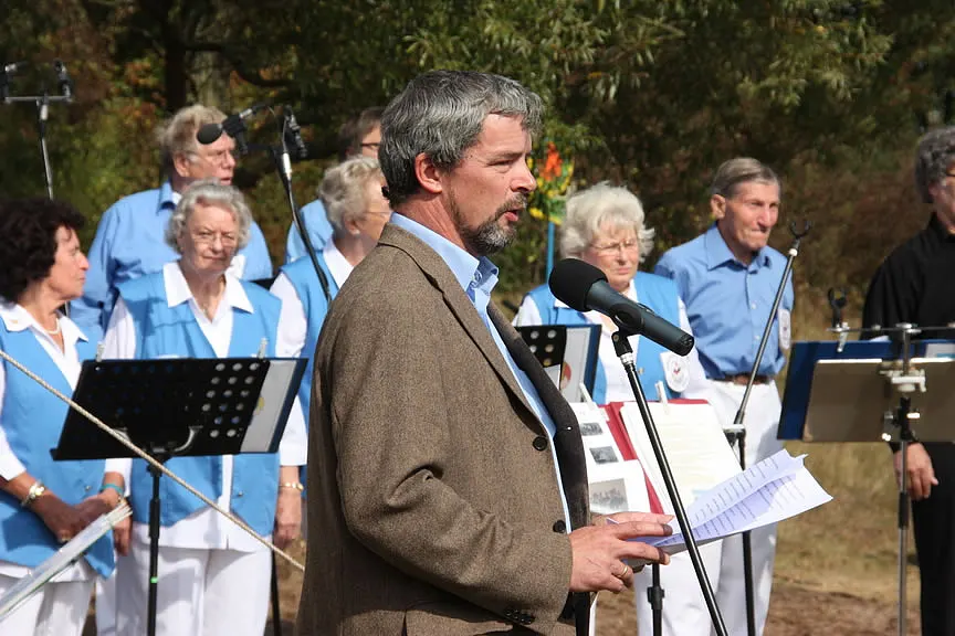Rainer Suckau, Gesch&auml;ftsf&uuml;hrer des Deichverbandes, er&ouml;ffnet die Veranstaltung 