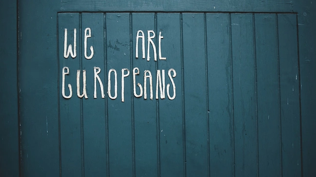 Schriftzug: we are all europeans